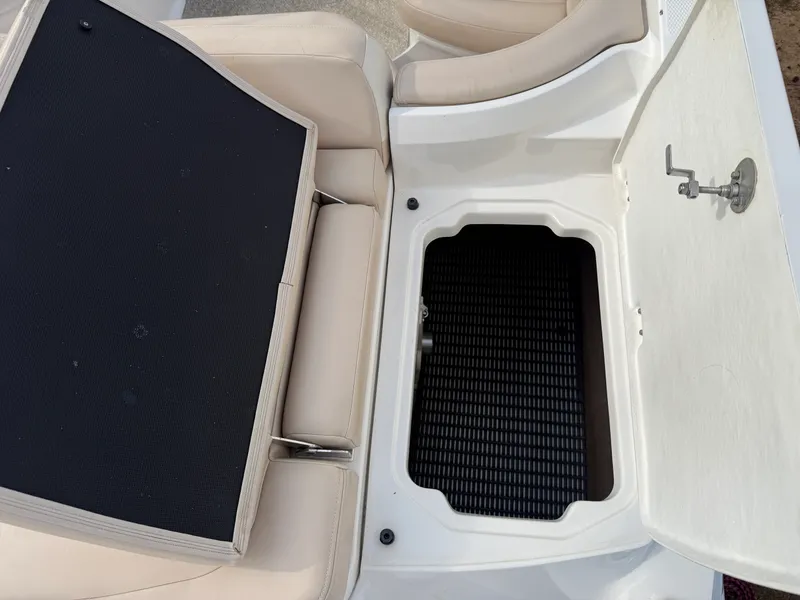 Slide: The Image of Chaparral 246 SSI 2012 - 19