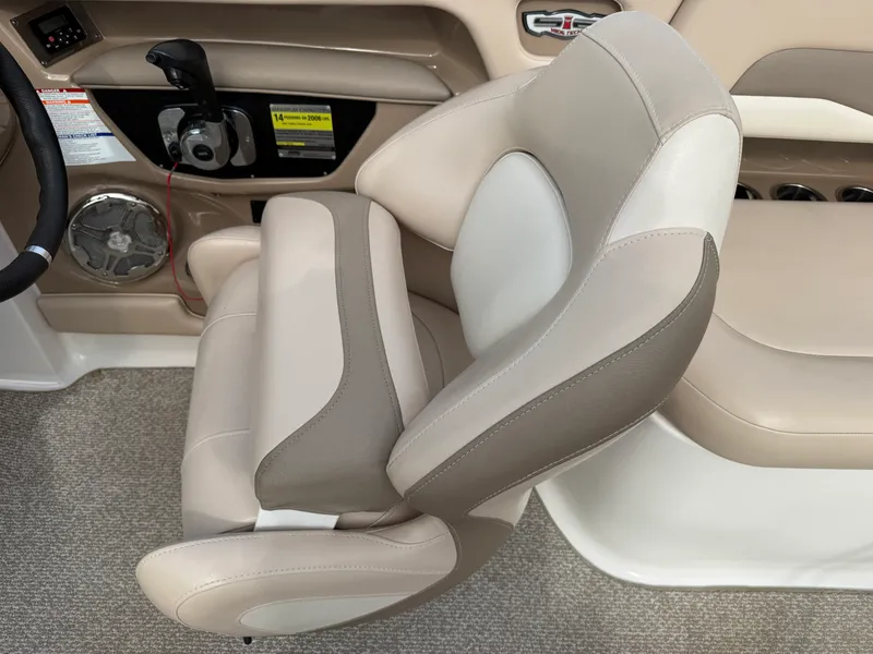 Slide: The Image of Chaparral 246 SSI 2012 - 30