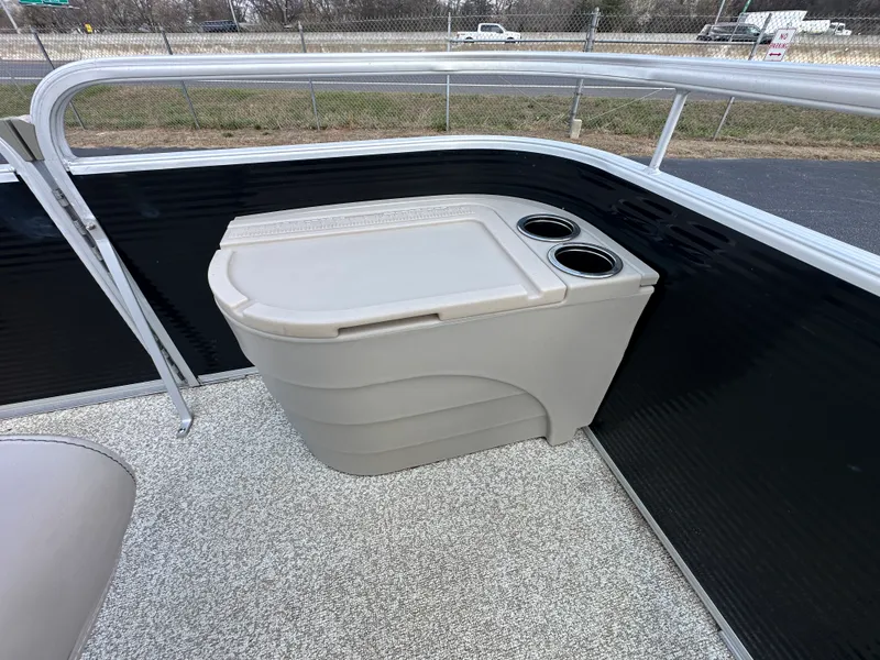 Slide: The Image of Bennington 20 SV 2020 - 10