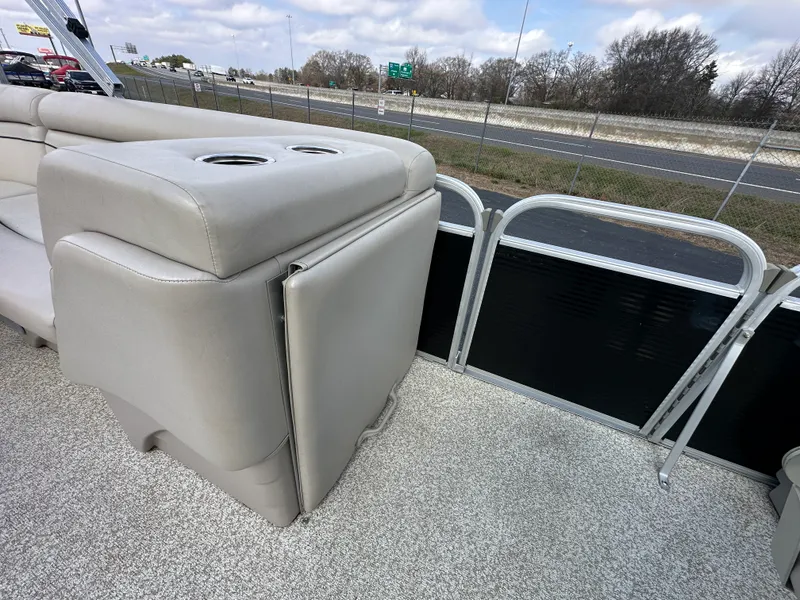 Slide: The Image of Bennington 20 SV 2020 - 16