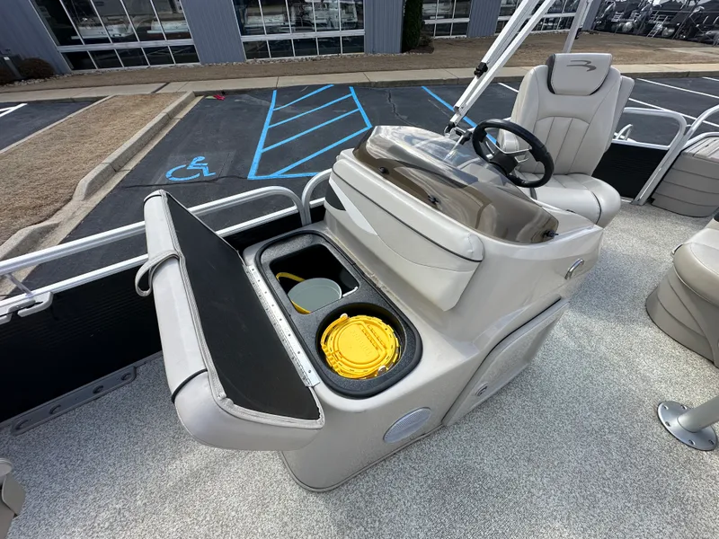 Slide: The Image of Bennington 20 SV 2020 - 19