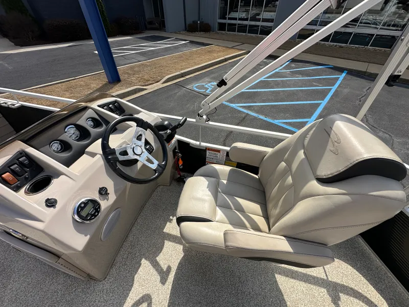 Slide: The Image of Bennington 20 SV 2020 - 22