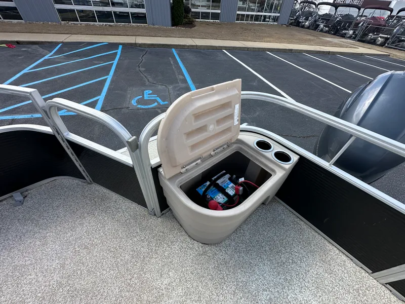 Slide: The Image of Bennington 20 SV 2020 - 29