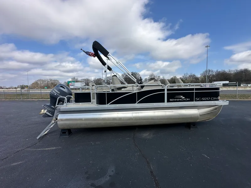 Slide: The Image of Bennington 20 SV 2020 - 3