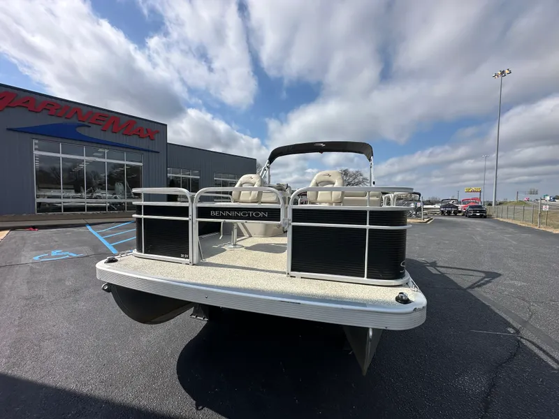 Slide: The Image of Bennington 20 SV 2020 - 7