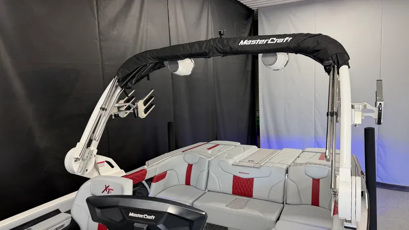 Slide: The Image of Mastercraft XT22 2026 - 105