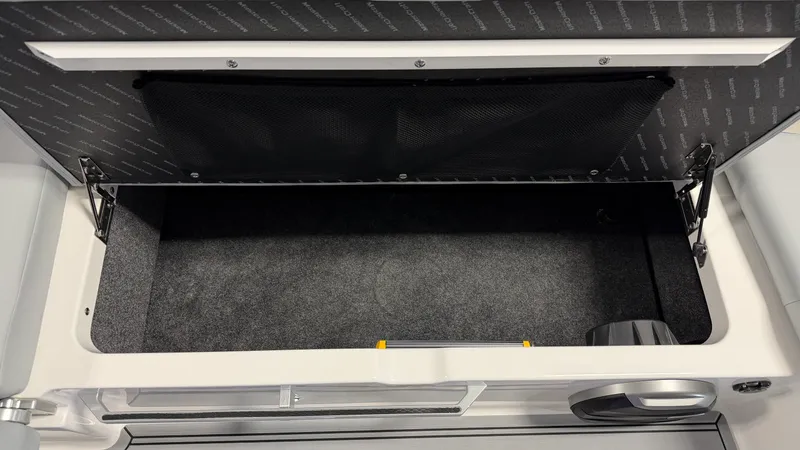 Slide: The Image of Mastercraft XT22 2026 - 52