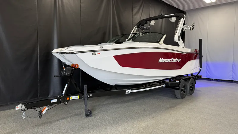 Slide: The Image of Mastercraft XT22 2026 - 2