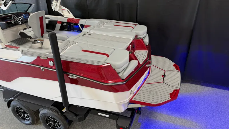Slide: The Image of Mastercraft XT22 2026 - 6