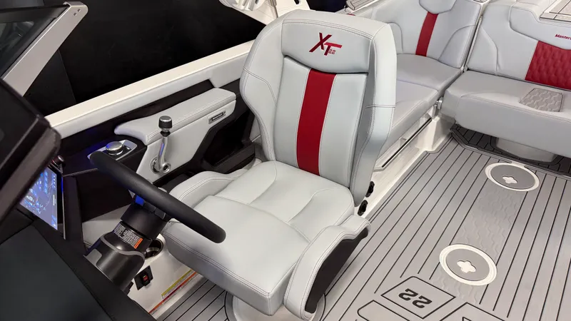 Slide: The Image of Mastercraft XT22 2026 - 74