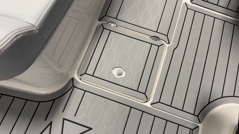 Slide: The Image of Mastercraft XT22 2026 - 113