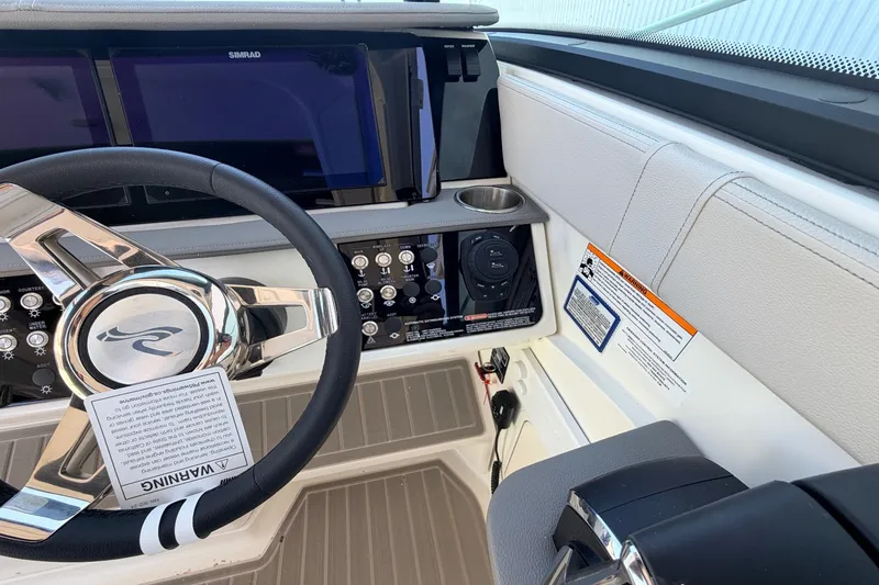 Slide: The Image of Sea Ray Sundancer 320 Outboard 2026 - 26