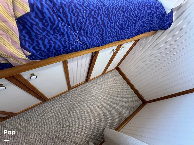 Slide: The Image of Storage - Under Bed - 16833291