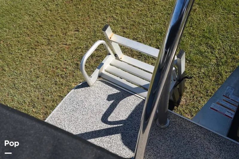 Slide: The Image of Veranda Relax Series VR20RC 2023 - 16846348