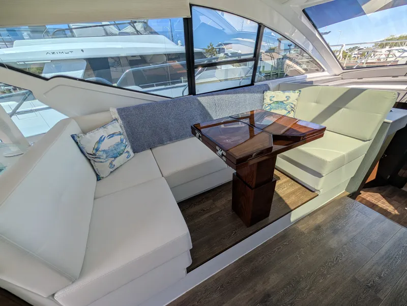 Slide: The Image of Cruisers 54 Cantius 2022 - 100