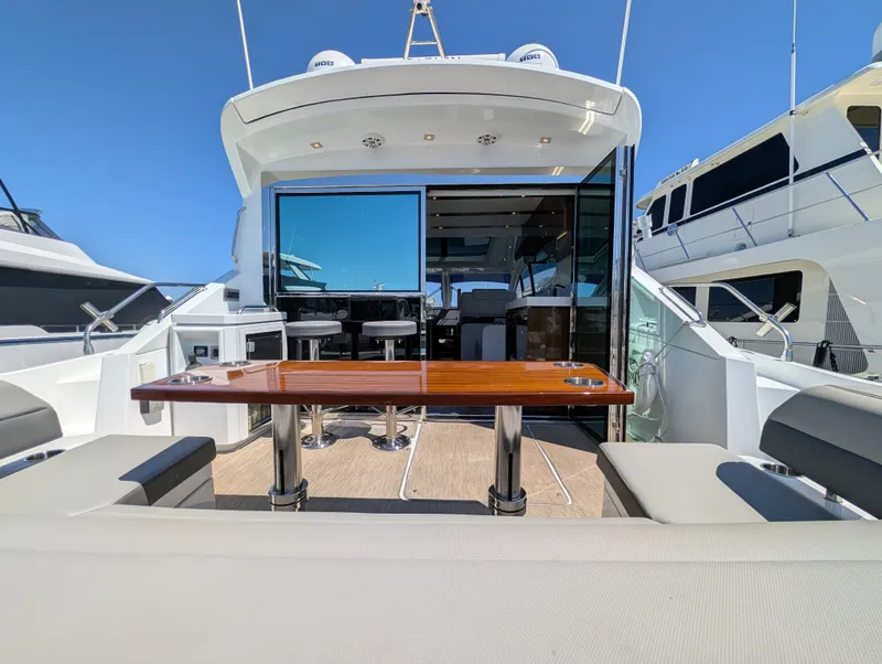 Slide: The Image of Cruisers 54 Cantius 2022 - 107