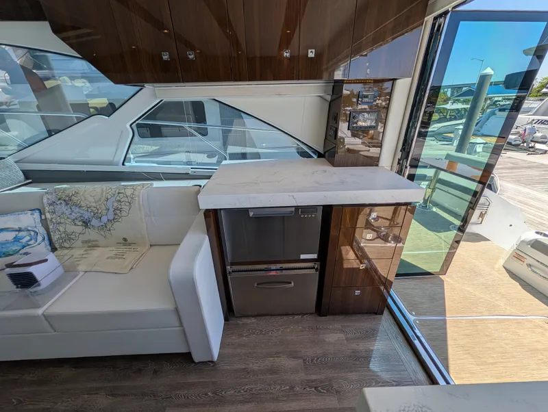 Slide: The Image of Cruisers 54 Cantius 2022 - 127