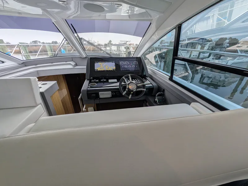 Slide: The Image of Cruisers 54 Cantius 2022 - 15