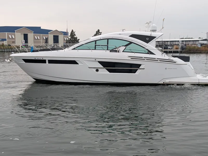 Slide: The Image of Cruisers 54 Cantius 2022 - 5