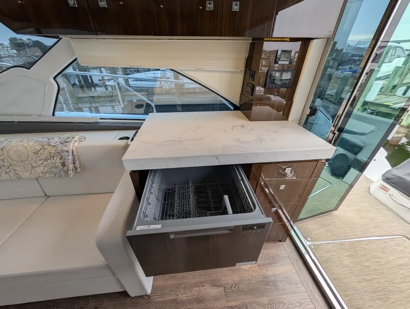 Slide: The Image of Cruisers 54 Cantius 2022 - 9