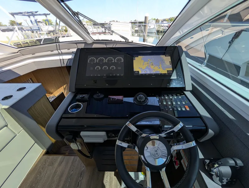 Slide: The Image of Cruisers 54 Cantius 2022 - 98