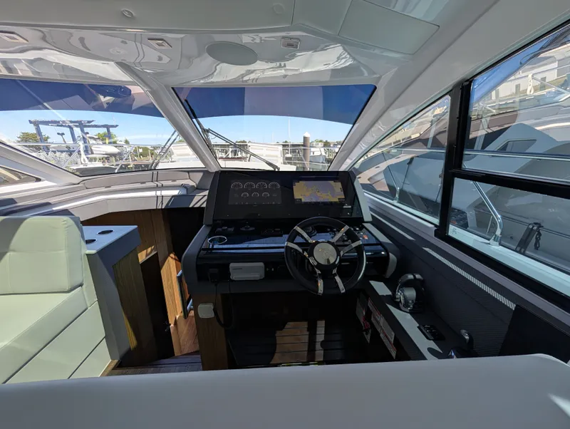 Slide: The Image of Cruisers 54 Cantius 2022 - 99
