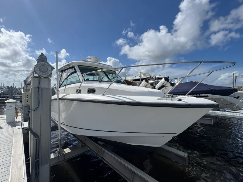 The Image of Boston Whaler 315 CONQUEST 2014 - undefined