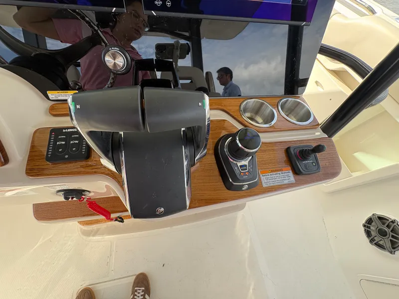 Slide: The Image of Boston Whaler 380 Outrage 2026 - 34