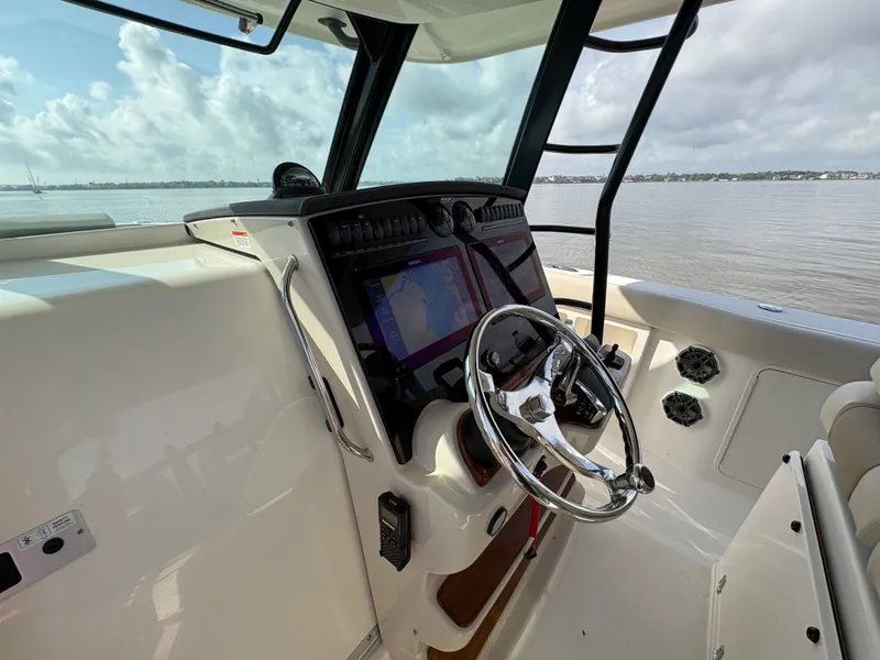 Slide: The Image of Boston Whaler 380 Outrage 2026 - 35