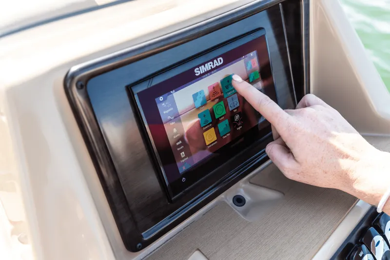 Slide: The Image of Harris Sunliner 250 2026 - 20