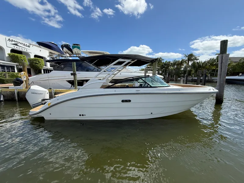 Slide: The Image of Sea Ray SDX 250 Outboard 2026 - 3