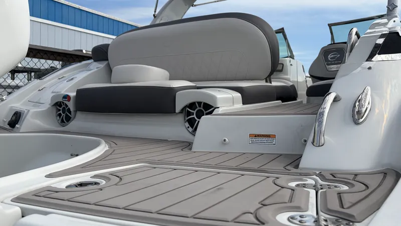 Slide: The Image of Crownline Boats 270 XSS 2021 - 10
