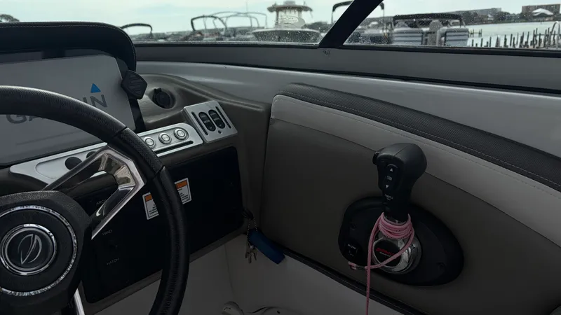 Slide: The Image of Crownline Boats 270 XSS 2021 - 24