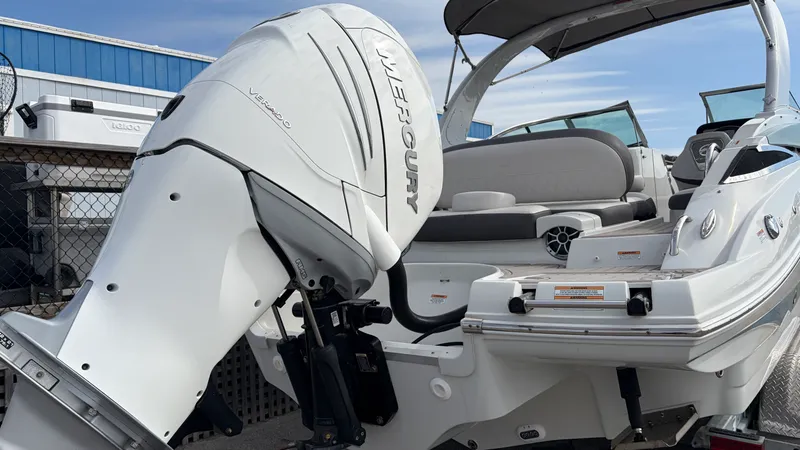 Slide: The Image of Crownline Boats 270 XSS 2021 - 3