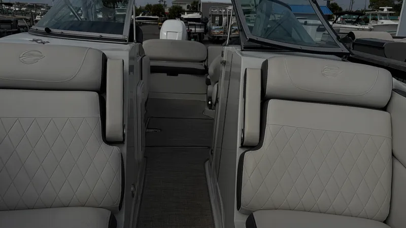 Slide: The Image of Crownline Boats 270 XSS 2021 - 35