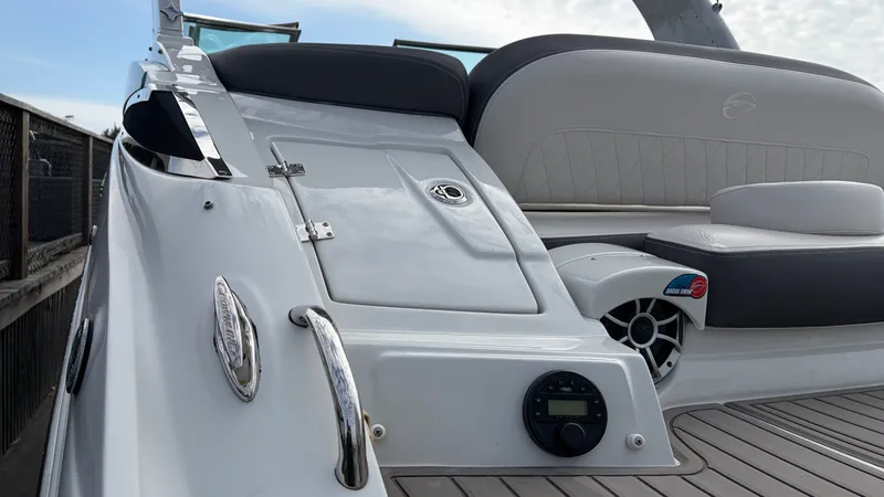 Slide: The Image of Crownline Boats 270 XSS 2021 - 7
