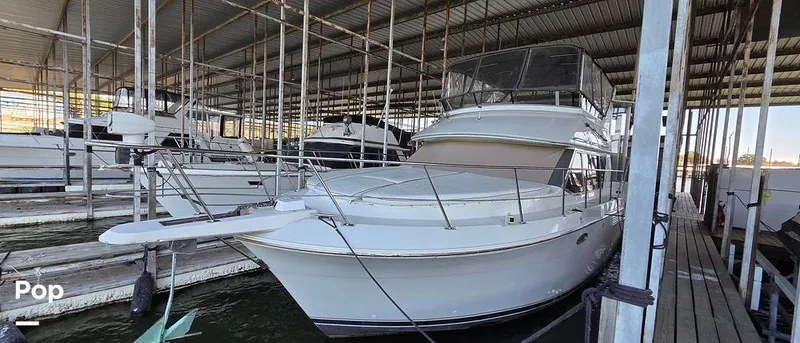 Slide: The Image of Carver Yachts 370 Aft Cabin 1996 - 16842523