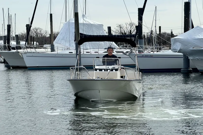 Slide: The Image of Boston Whaler 170 Montauk 2026 - 20