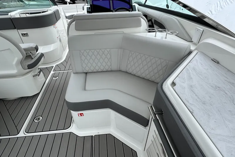 Slide: The Image of Sea Ray SLX 310 Outboard 2026 - 25