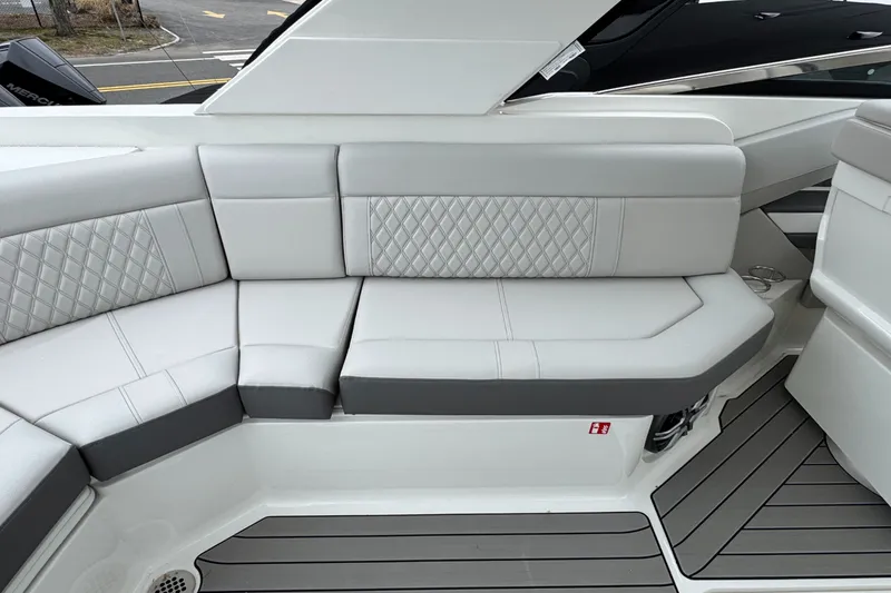 Slide: The Image of Sea Ray SLX 310 Outboard 2026 - 26