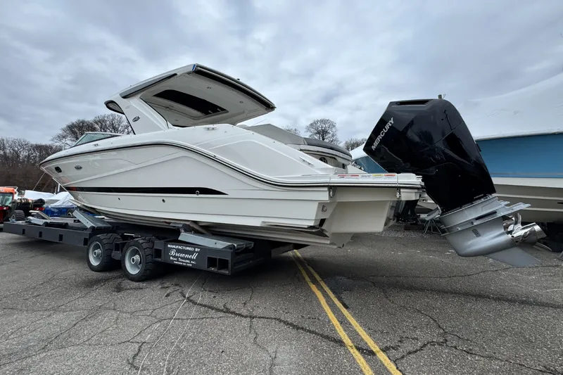 Slide: The Image of Sea Ray SLX 310 Outboard 2026 - 51