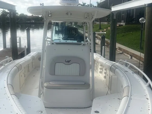 Slide: The Image of Mako 284 CC 2017 - 11