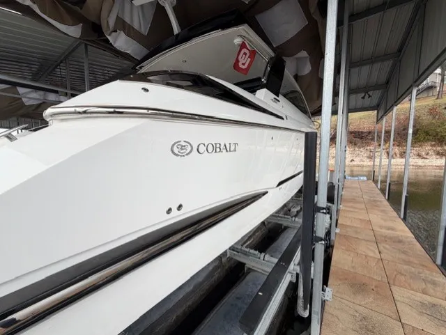 Slide: The Image of Cobalt A40 2016 - 2