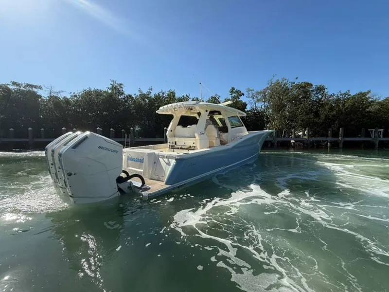 Slide: The Image of Scout 425 LXF 2022 - 11