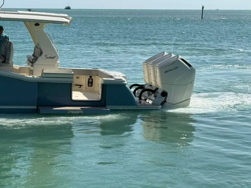 Slide: The Image of Scout 425 LXF 2022 - 13