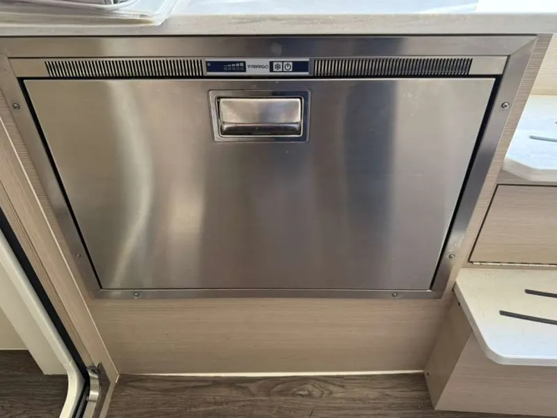 Slide: The Image of Scout 425 LXF 2022 - 22