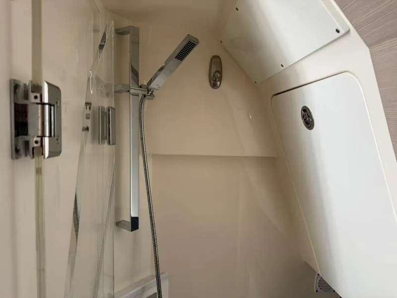 Slide: The Image of Scout 425 LXF 2022 - 24