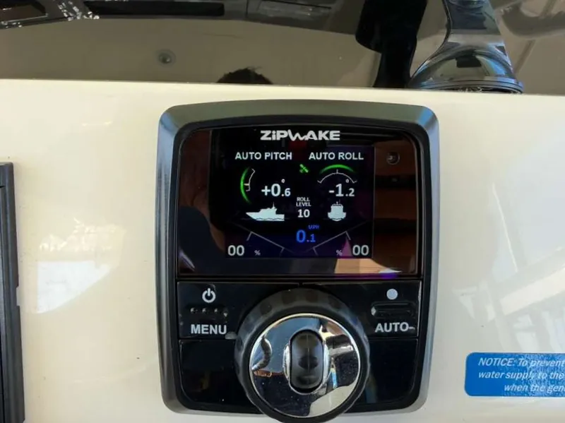 Slide: The Image of Scout 425 LXF 2022 - 35