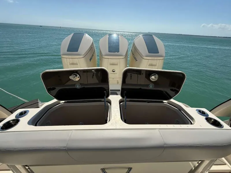 Slide: The Image of Scout 425 LXF 2022 - 52