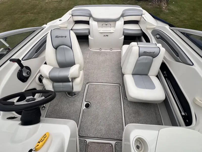Slide: The Image of Sea Ray 205 Sport 2008 - 14